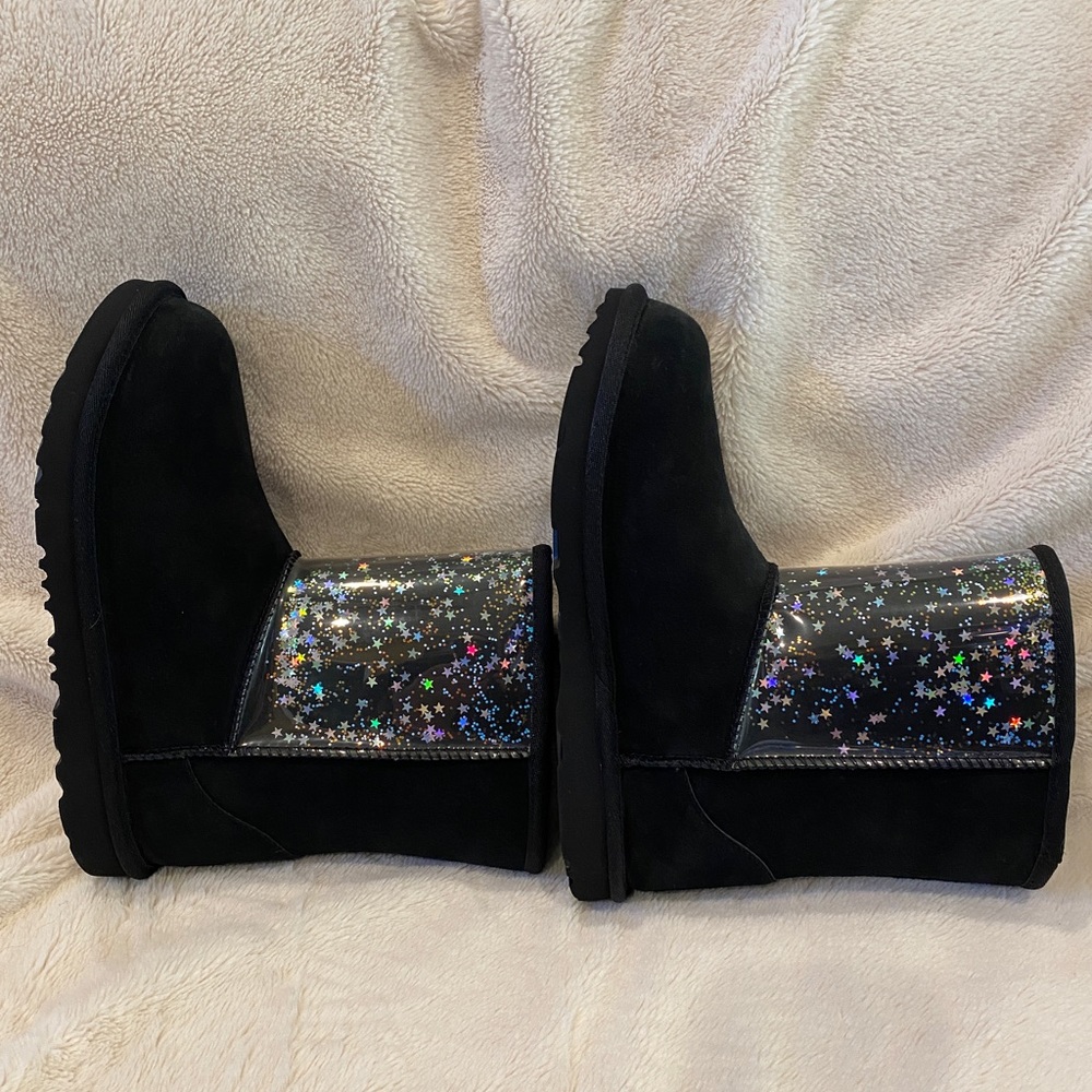 UGG Classic II Clear Glitter Stars Black Boots Kids Size 6 = Women's Size 7 NWOB - Picture 7 of 10